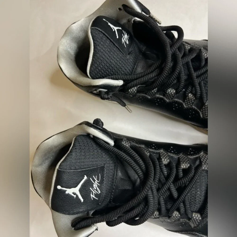 2014 Air Jordan Nike Flight Black And White Sneakers Sz12 Men’s Style 705155-010